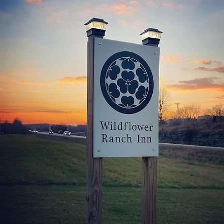 Wildflower Ranch Inn Springfield Екстер'єр фото