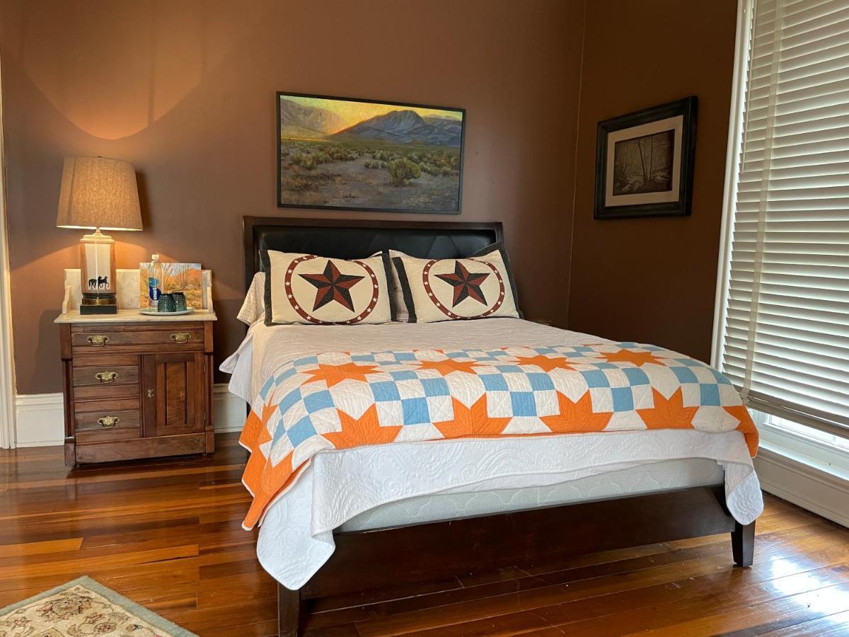 Wildflower Ranch Inn Springfield Екстер'єр фото