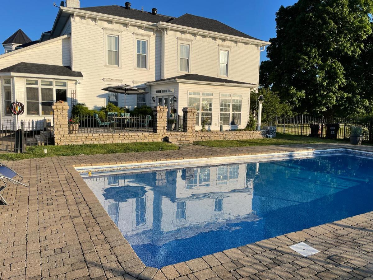Wildflower Ranch Inn Springfield Екстер'єр фото